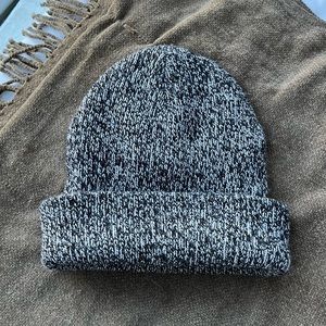 Talula salt & pepper cuffed knit beanie hat